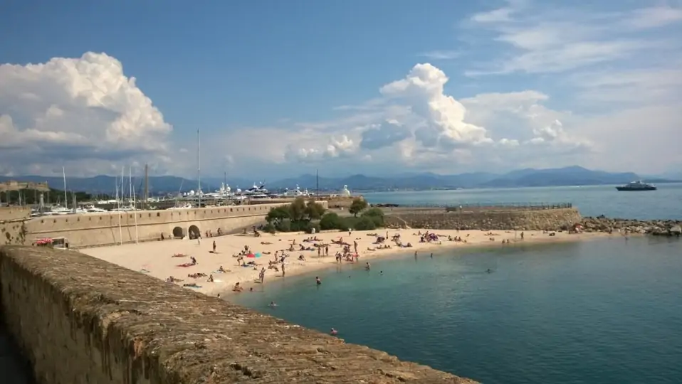 Antibes: Plage de la Gravette